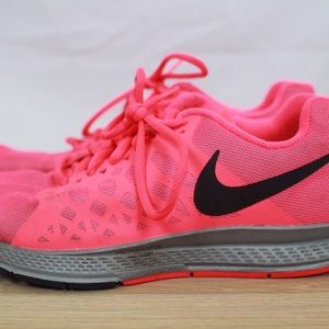 neon pink runners